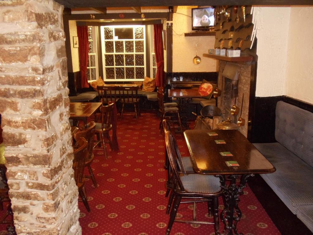 The Angel Inn オールストン エクステリア 写真