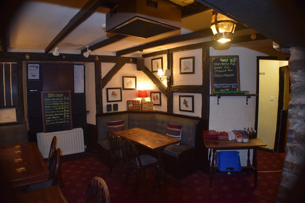 The Angel Inn オールストン エクステリア 写真